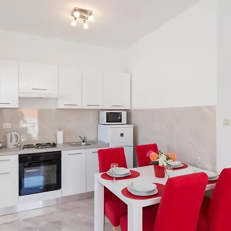 Lea Apartman