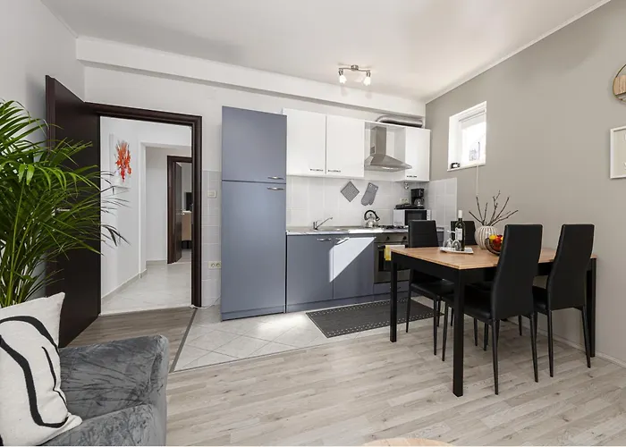 莱亚公寓 公寓 察夫塔特