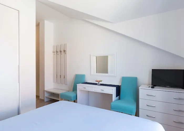 莱亚公寓 * 察夫塔特